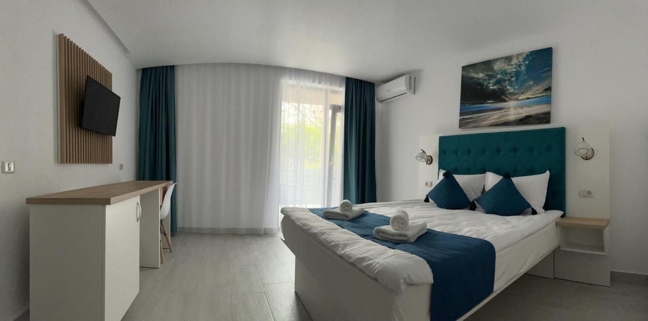 Hotel Complex Sea Star 2Mai Două Mai Esterno foto